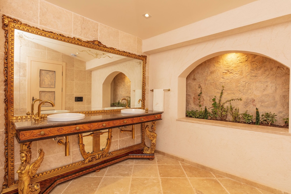 Lukka Exclusive Hotel - Adults Only 10/74