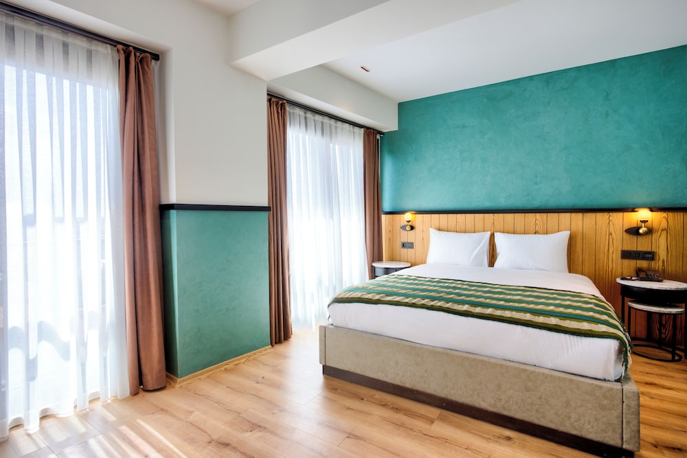 Fragments Hotel 26/51