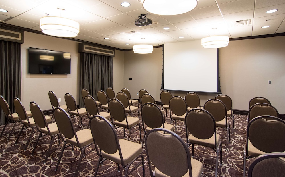 Hampton Inn Orange City 35/37