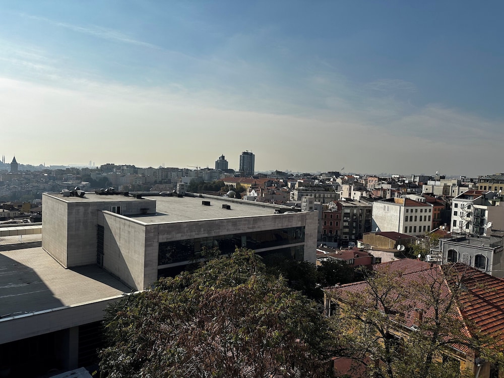 Taksim Avenue Hotel 44/50