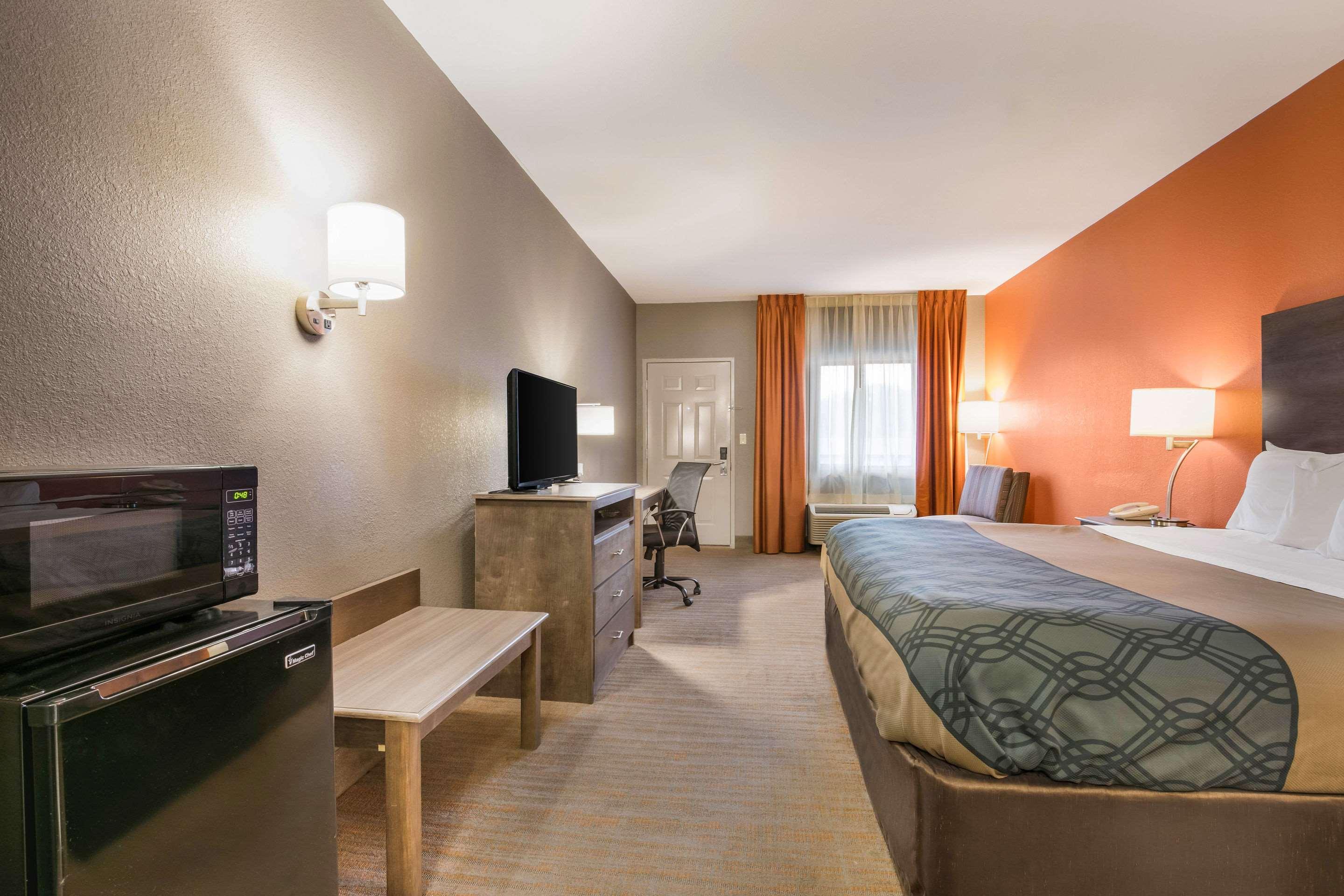 Room, King Bed, Smoking