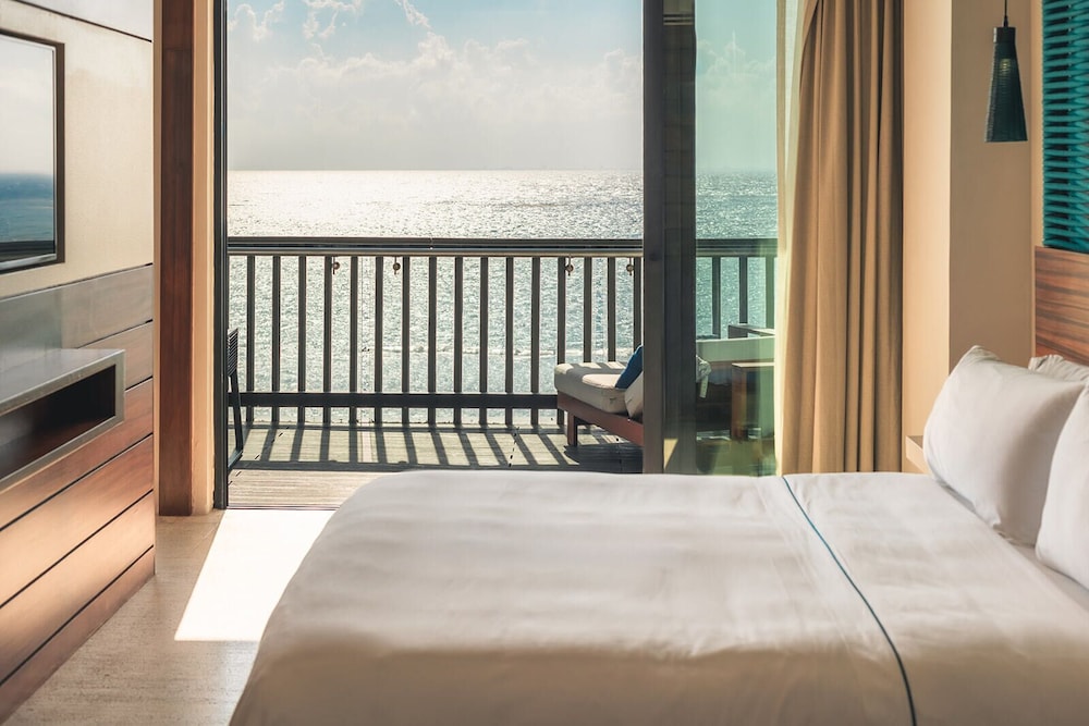 Horizon, Suite, King Bed