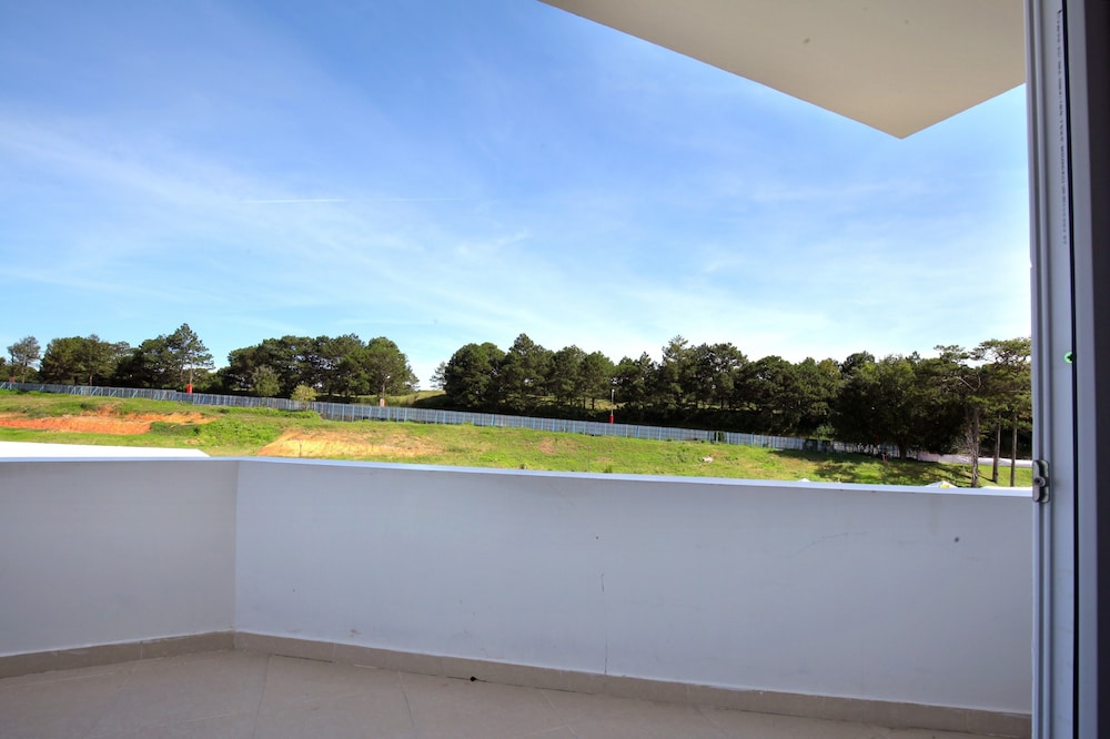 Kings Hotel Dalat 25/34