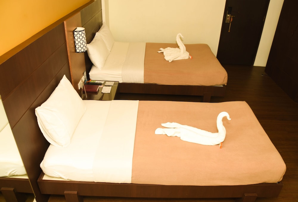 Tacloban Plaza Hotel 26/51