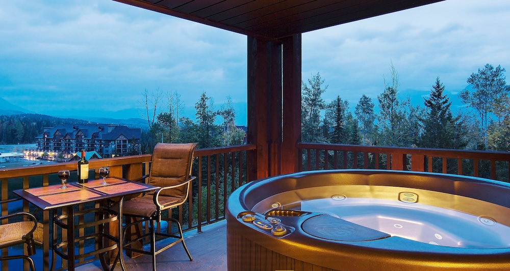 The Palliser Lodge 3/29