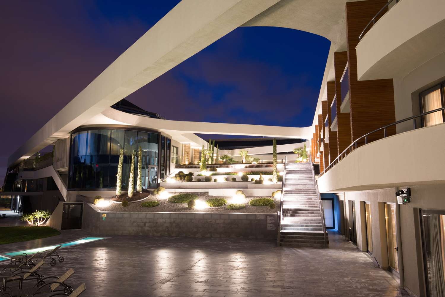 DoubleTree by Hilton Izmir Airport 42/85