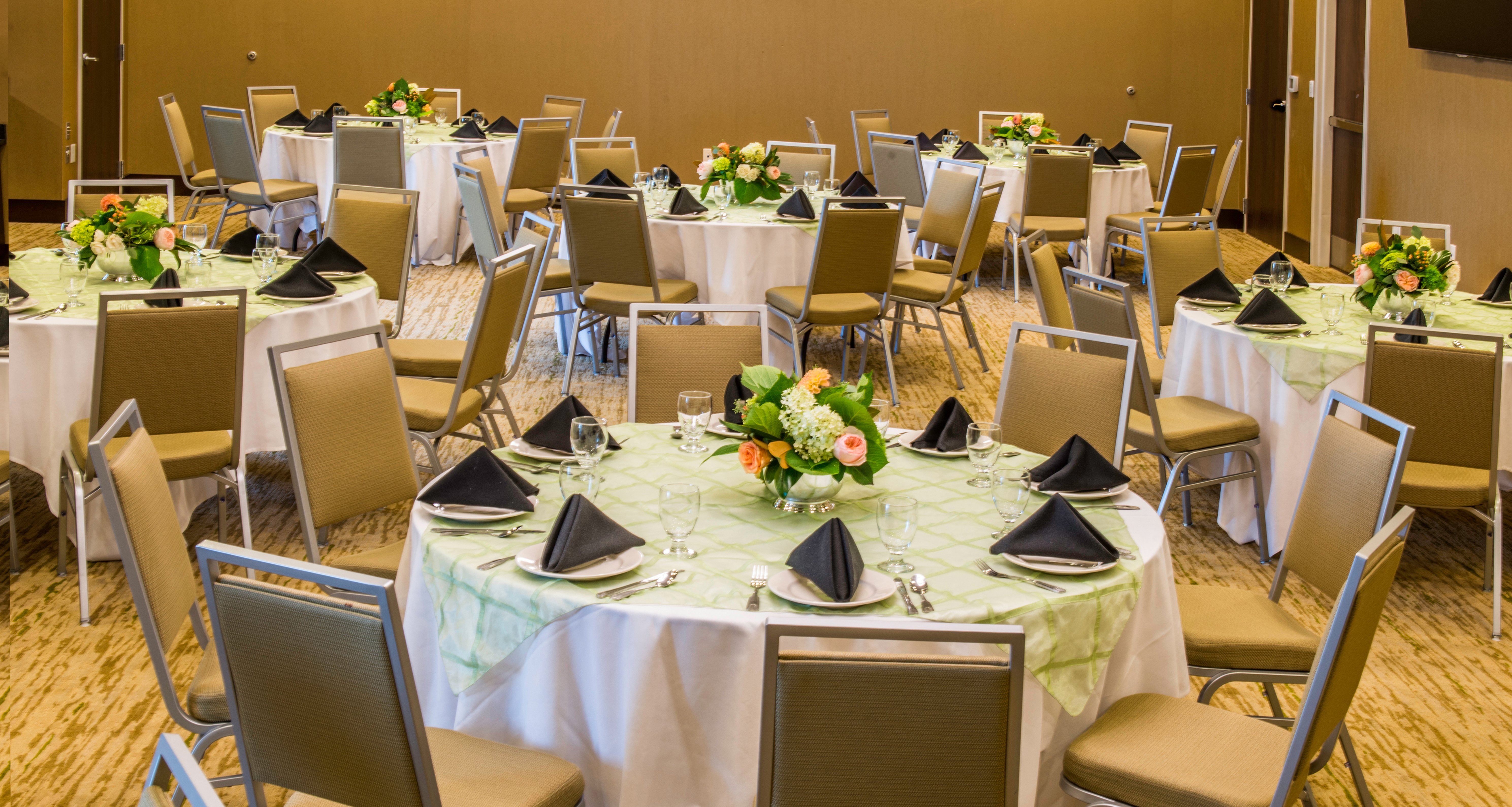 Holiday Inn Paducah Riverfront 49/78