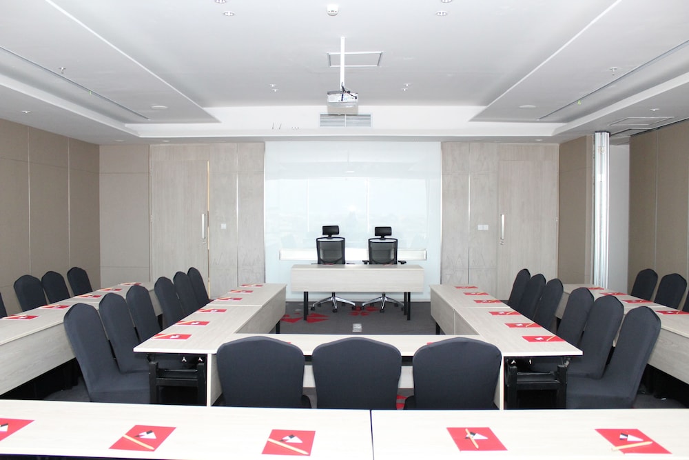Fox Hotel Pekanbaru 36/50