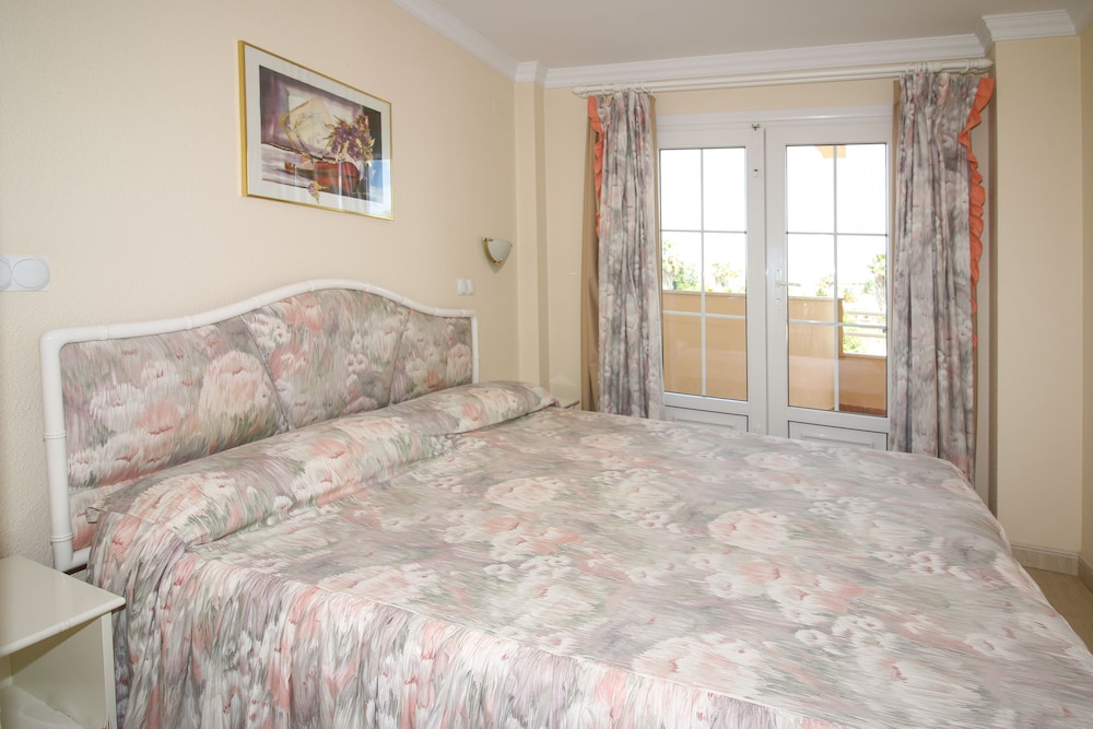 APARTMENT OLIVA NOVA GOLF 20/28