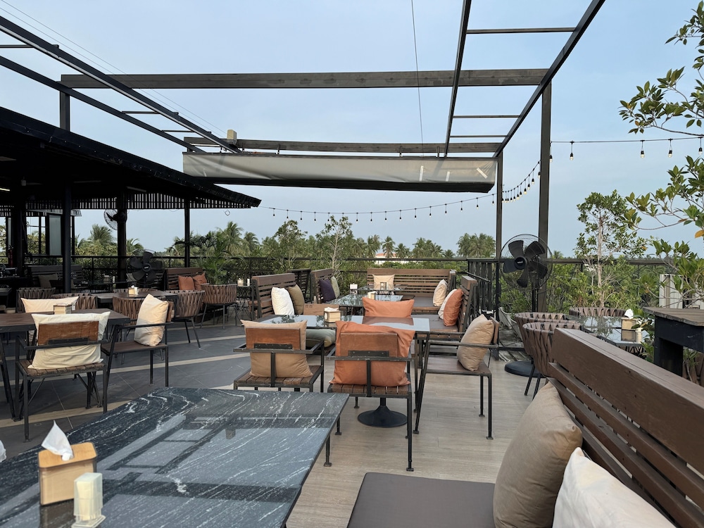 Amphawa Na Non Hotel & Spa 44/57