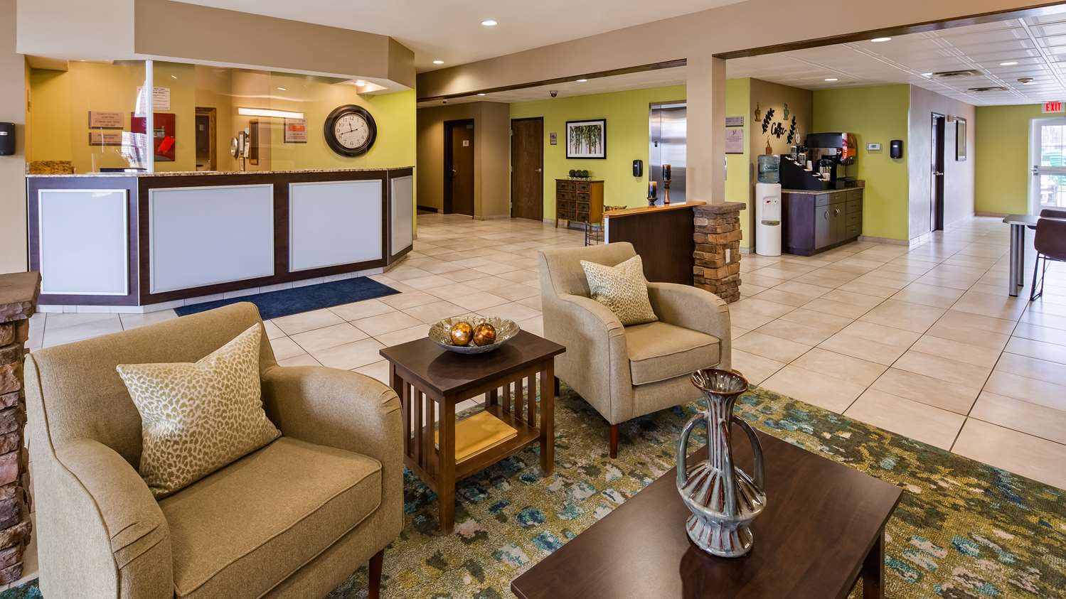 SureStay Plus Hotel by Best Western Buckhannon 14/26