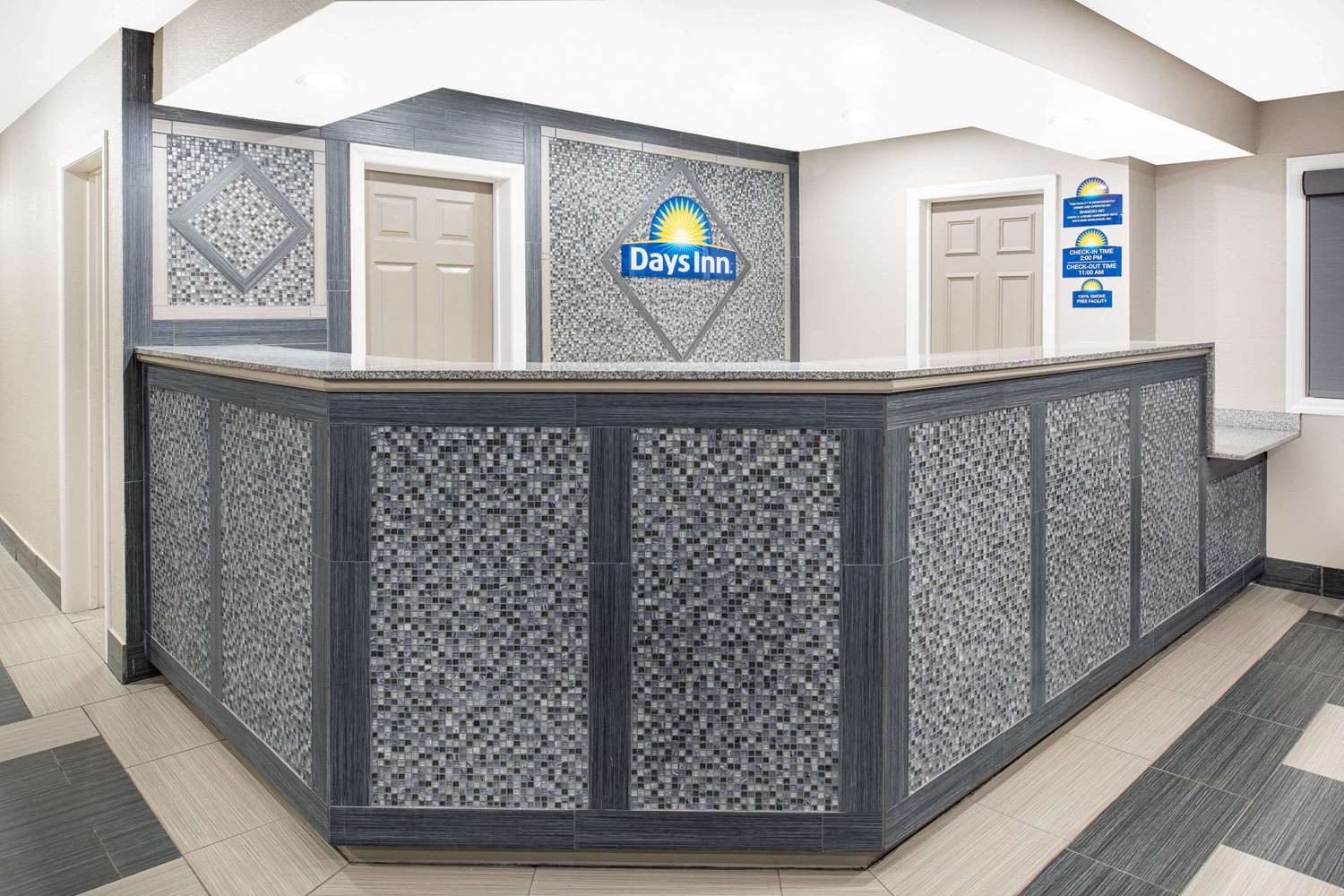 Days Inn By Wyndham Carthage 6/29