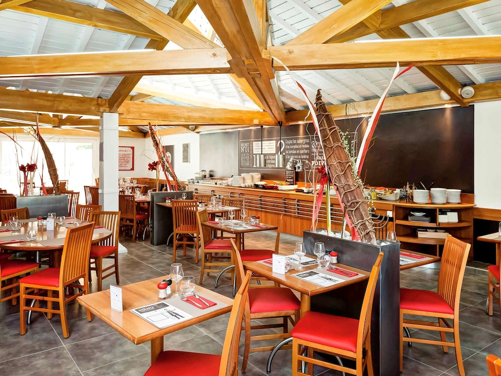 Ibis Lyon Est Bron 47/67