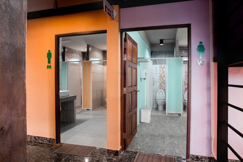 The Guest Hotel - Hostel 46/49