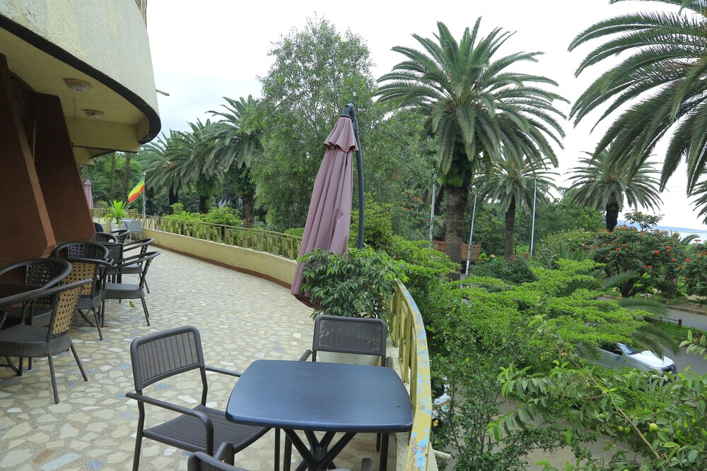Dib Anbessa Hotel 33/39