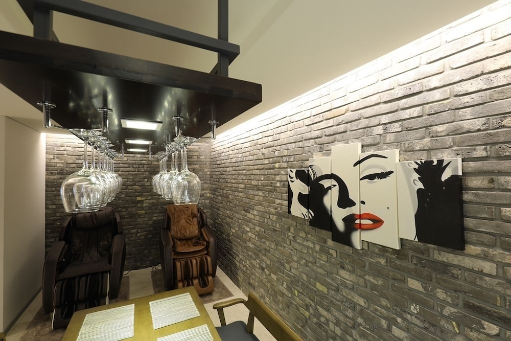 Suwon Saint Hotel 47/50