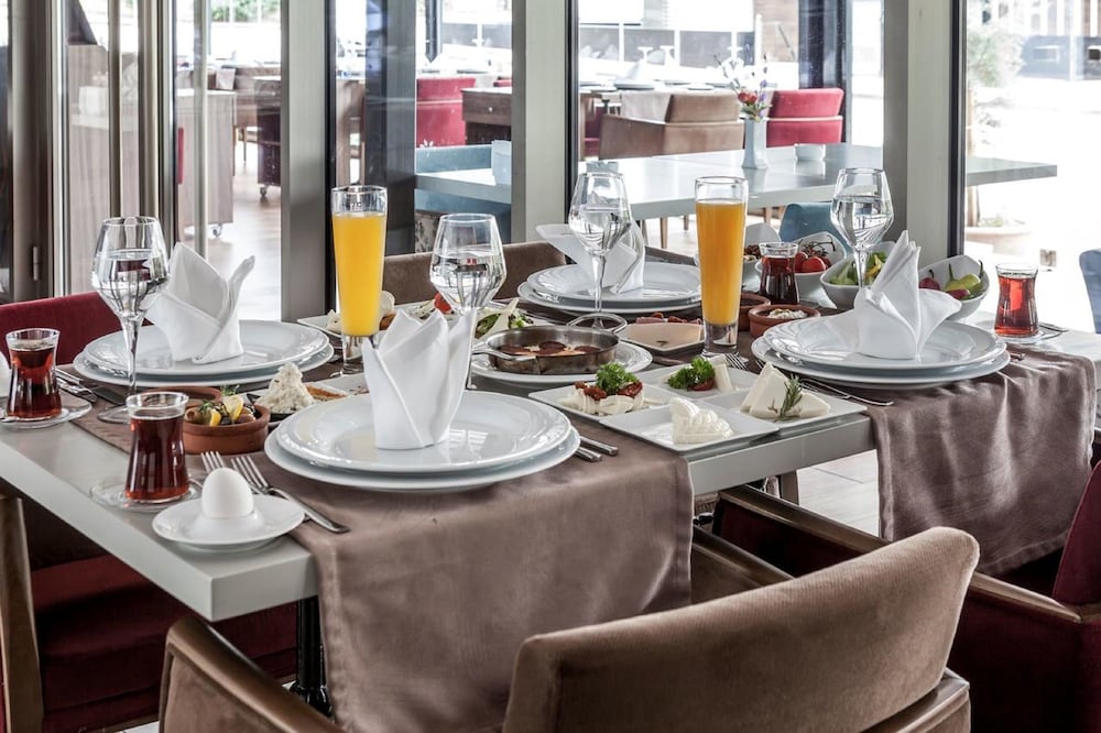 Park Dedeman Eskisehir 56/69