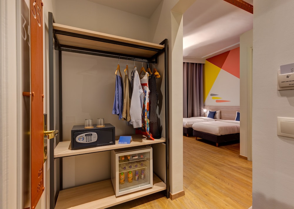 Colors Urban Hotel 55/75
