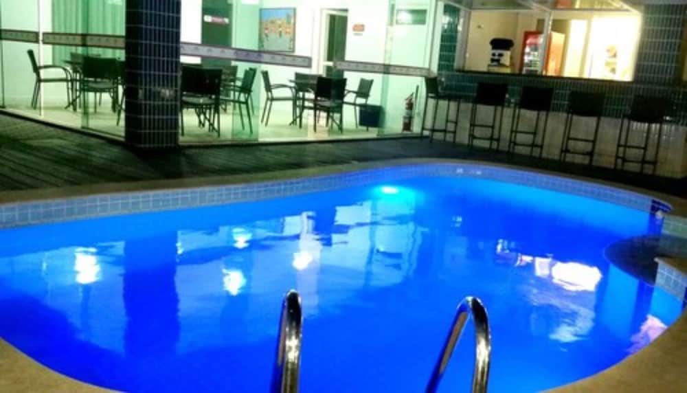 Hotel Anahi 7/63