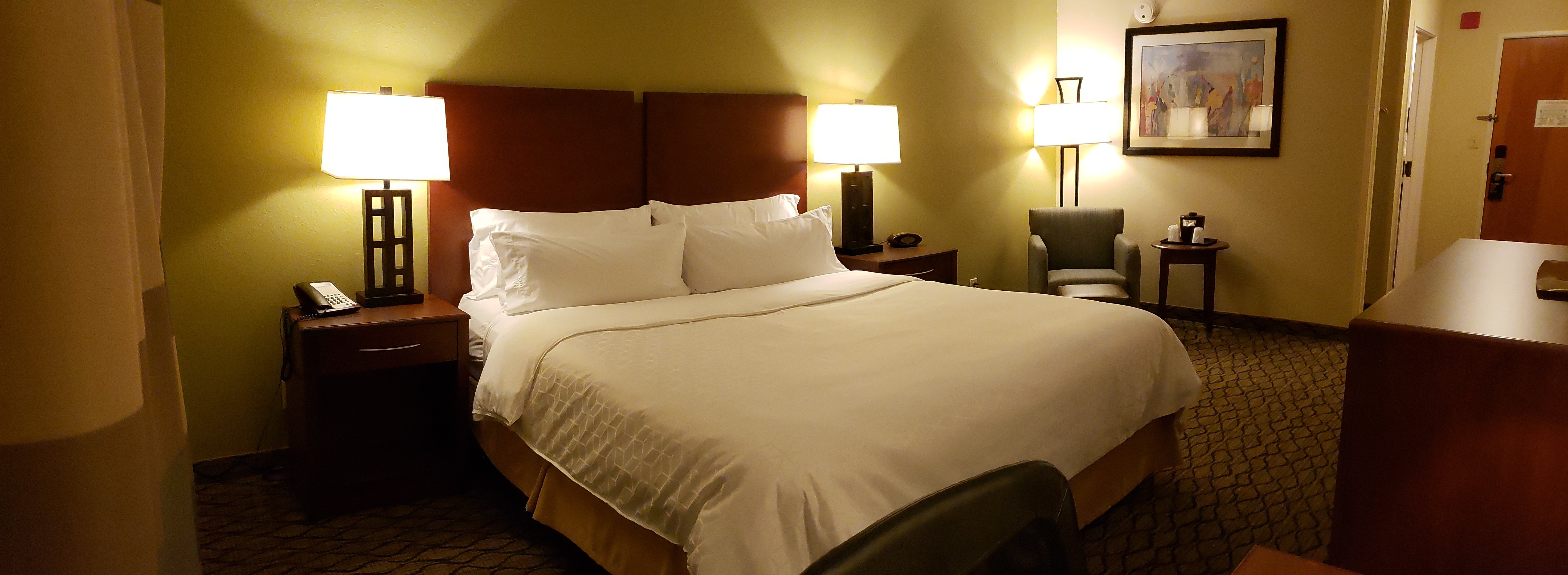 Holiday Inn Express Hotel And Suites Lancaster 35/72