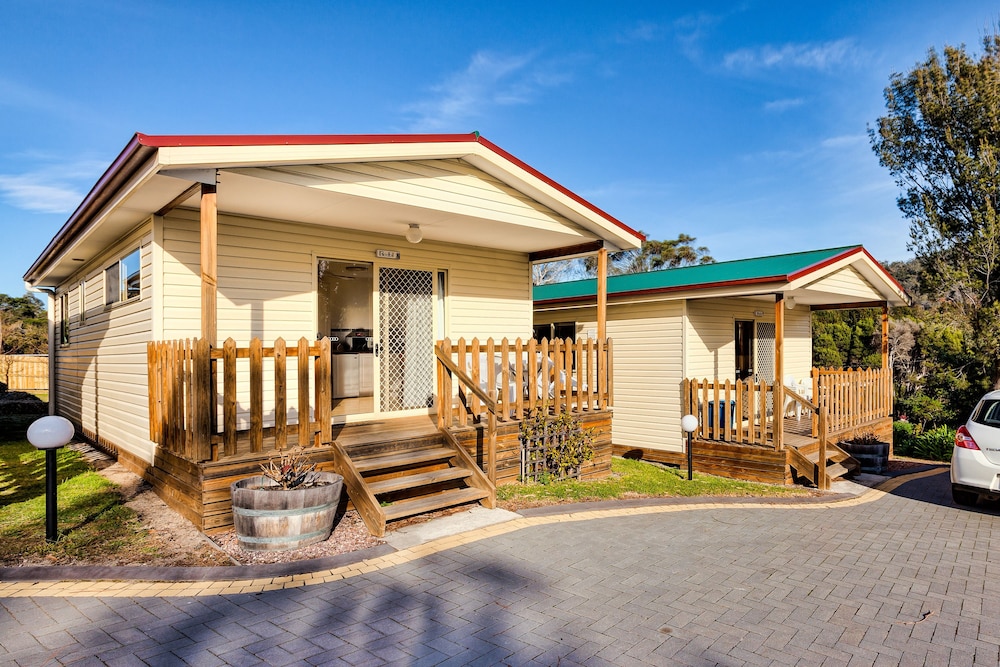 Wintersun Gardens Motel 24/28