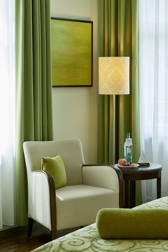 Hotel Elbresidenz an der Therme Bad Schandau 50/76