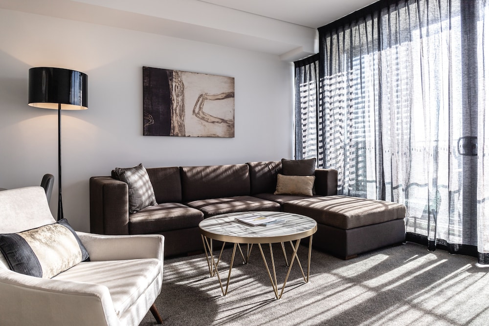 Silkari Suites Chatswood 30/65