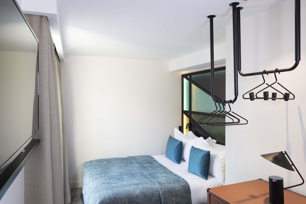 Le 12 Hotel 17/50