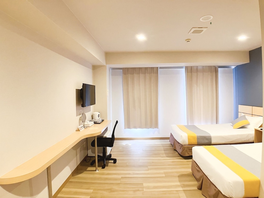 Victoria Hotel Okinawa 30/63