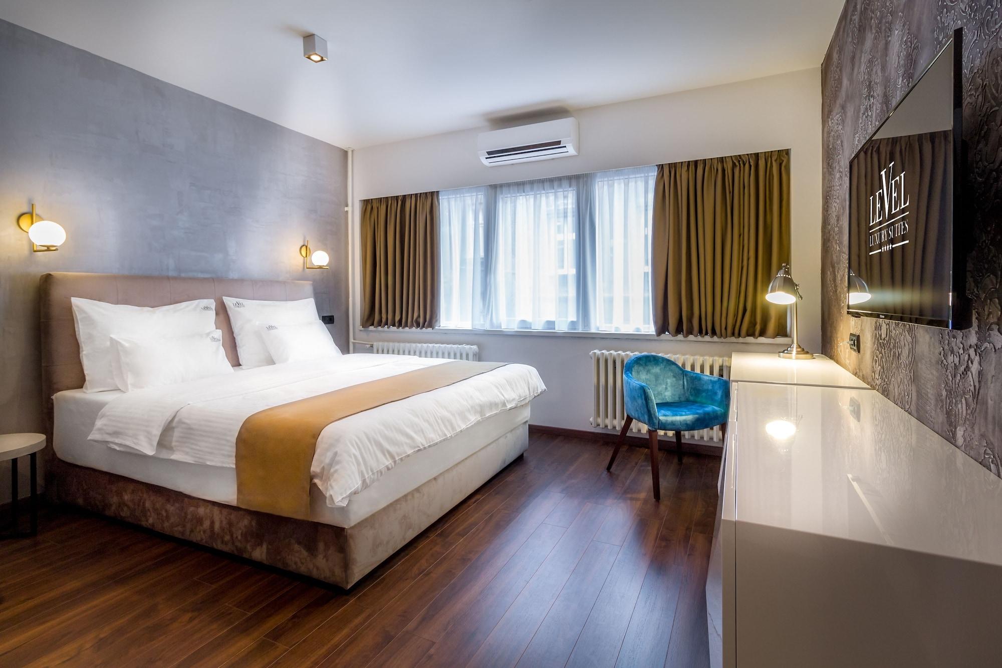 Junior Suite, Hot Tub