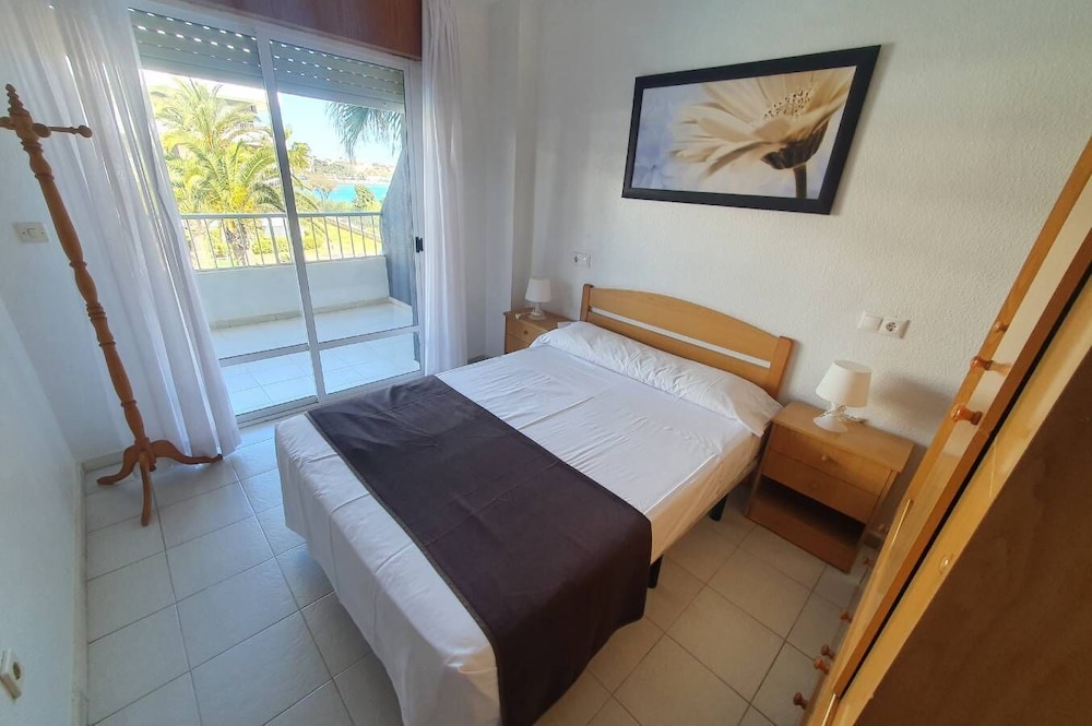 Palmera Beach 8/40