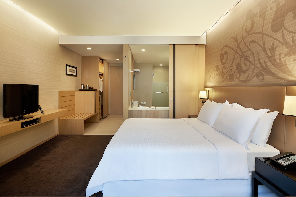 Paradox Bangkok 17/54