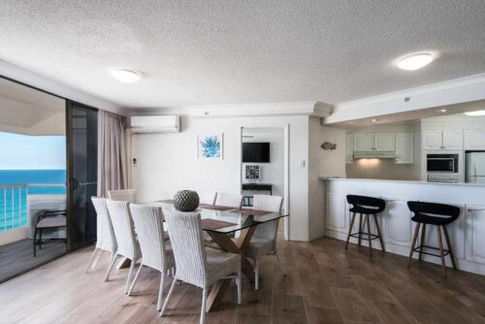Coolum Caprice 42/76