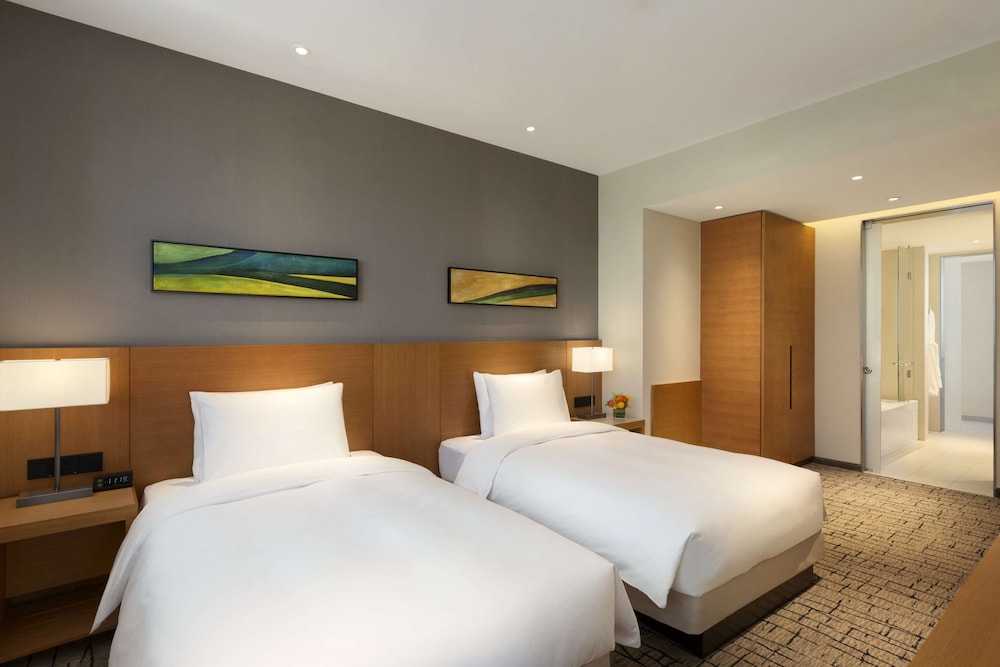 Hyatt Place Yinchuan Dayuecheng 16/63