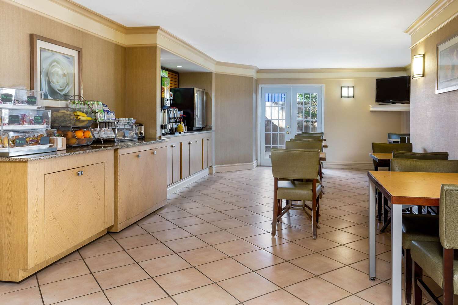 La Quinta Inn Tampa Airport Stadium Westshore 19/29