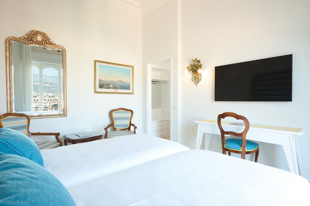 Grand Hotel Capodimonte 19/65