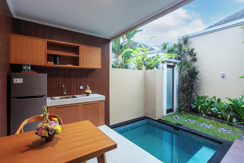 Karana Villa Bali 42/64