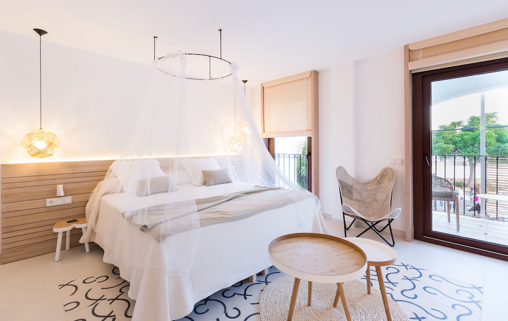Gatzara Suites Santa Gertrudis 14/76