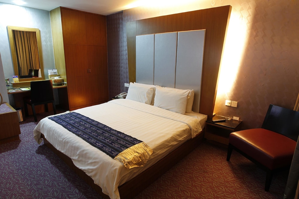 Kinabalu Daya Hotel 33/72