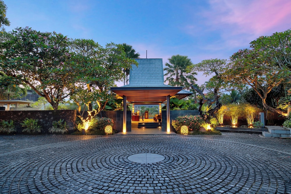 Royal Kamuela Villas & Suites at Monkey Forest Ubud – Adults Only 67/75