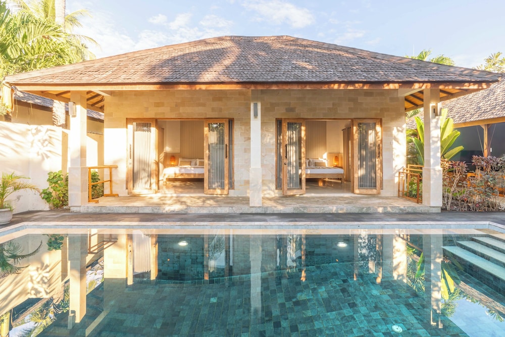 Kelapa Luxury Villas 6/80