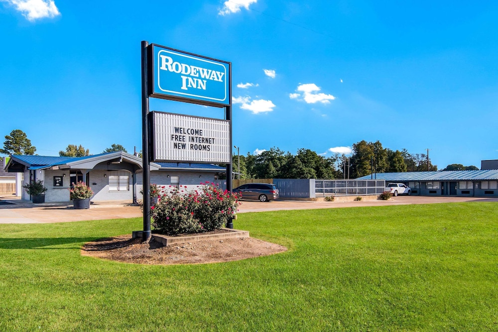 Rodeway Inn Nashville 8/36