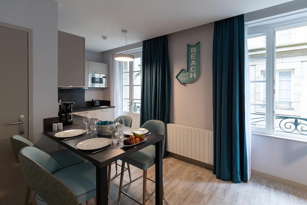 Hotel des Marins 24/50