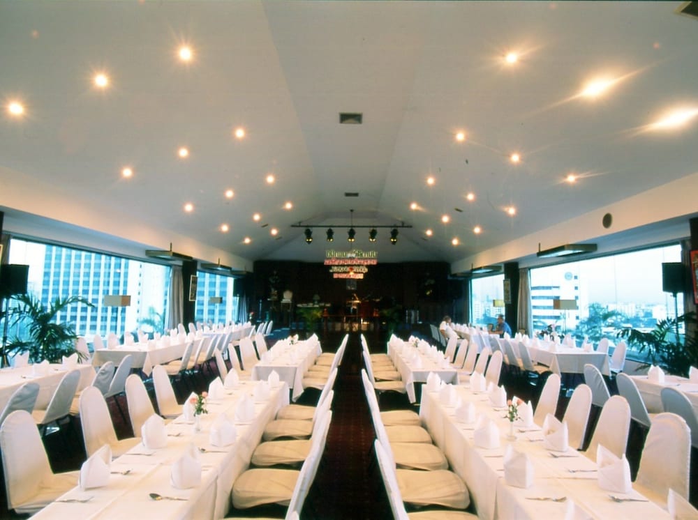 Palette The Travellers Hotel Bangkok 52/61