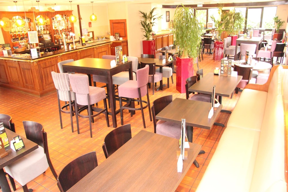 CAMPANILE MILTON KEYNES FENNY STRATFORD 15/25