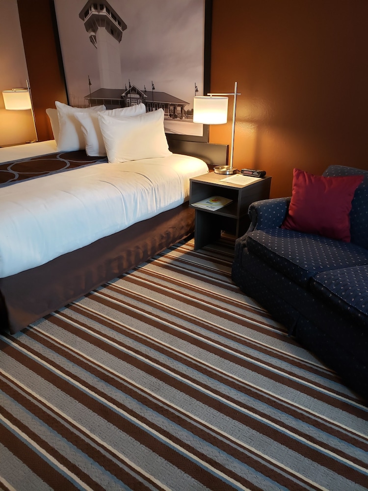 Super 8 by Wyndham North Platte 12/37