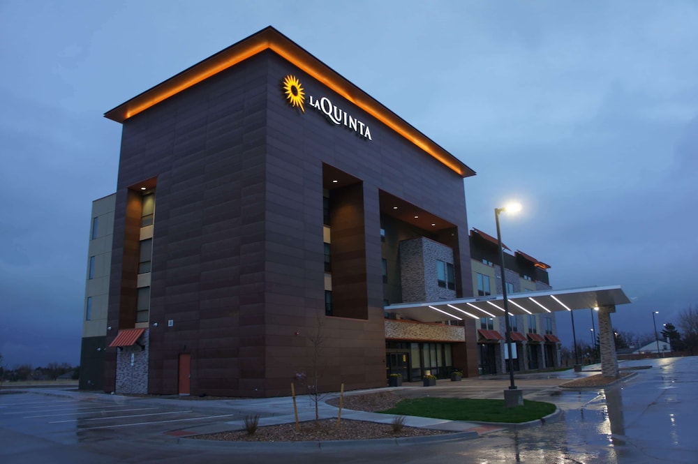 La Quinta Inn & Suites by Wyndham Littleton 2/34