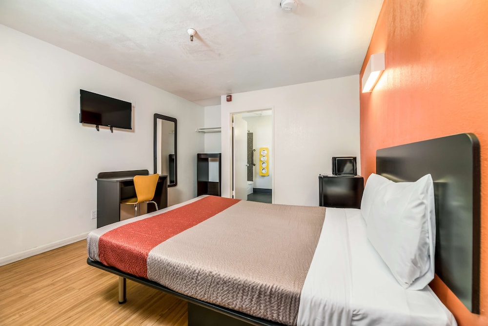 Motel6 Westley Ca 21/40