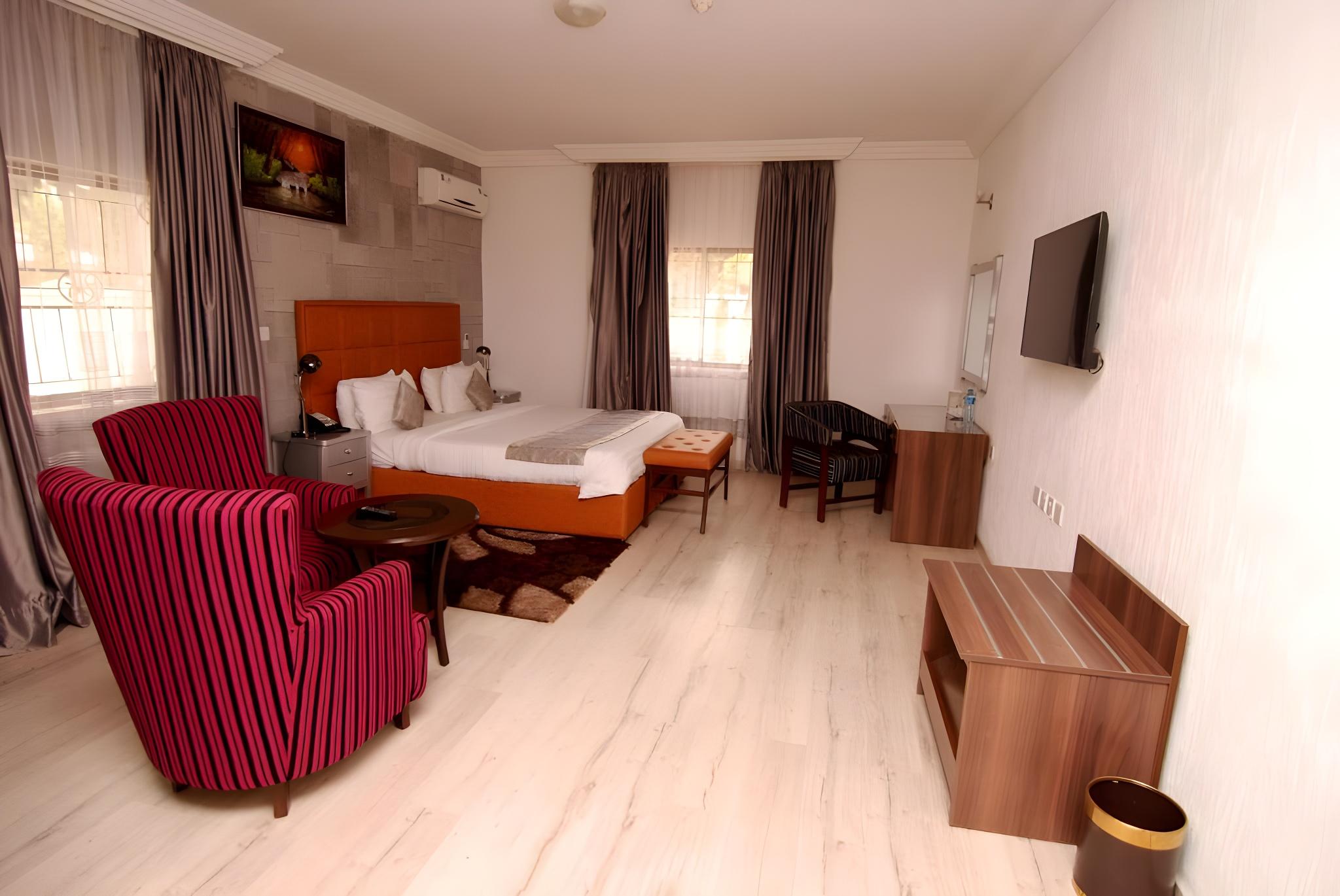 Sun Heaven Hotel & Resort Abuja 8/18