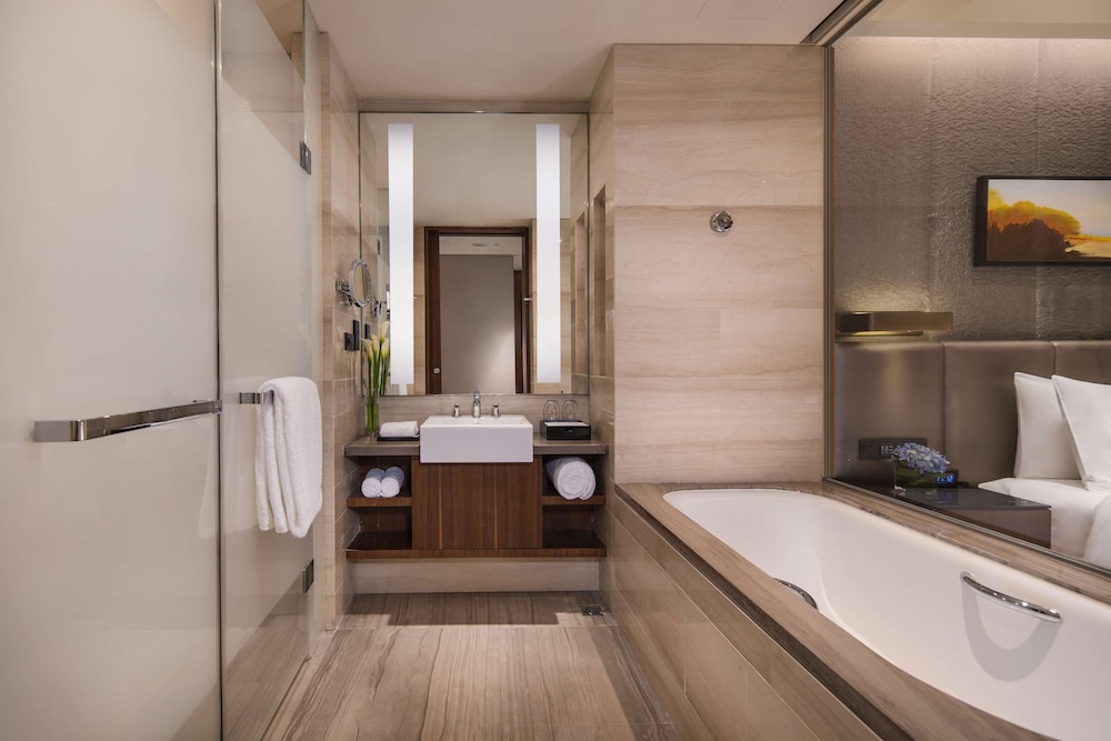 Radisson Blu Zhengzhou Huiji 56/58